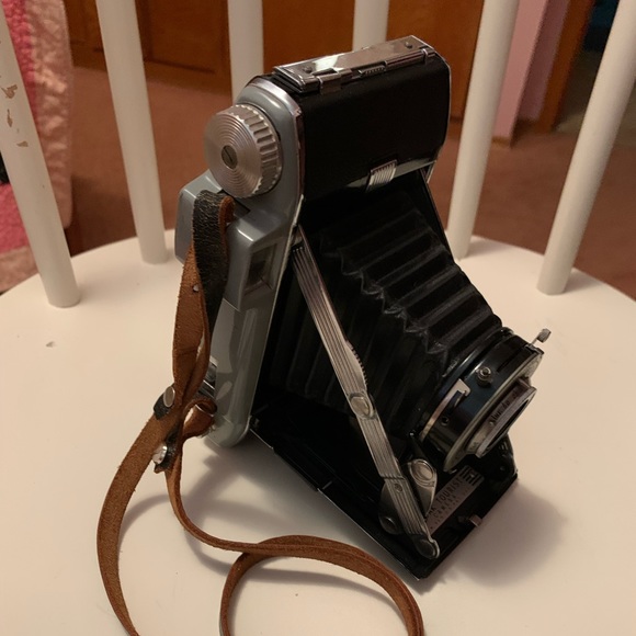 Kodak Tourist folding camera - Picture 2 of 8